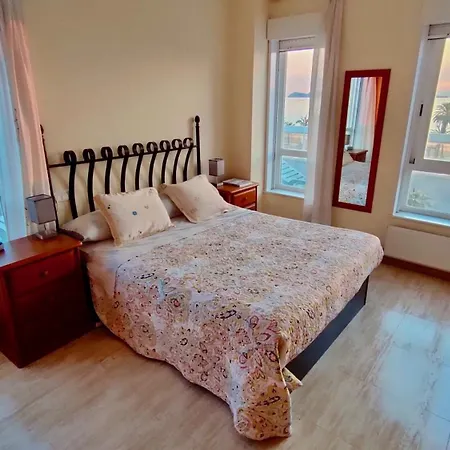 Samil Apartment, Primera Linea De Playa Con Wifi Y Garaje شقة فيجو