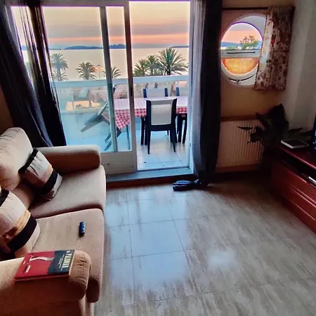 Samil Apartment, Primera Linea De Playa Con Wifi Y Garaje شقة فيجو