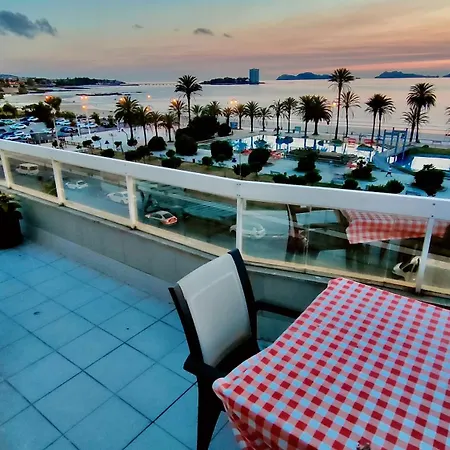 شقة Samil Apartment, Primera Linea De Playa Con Wifi Y Garaje فيجو