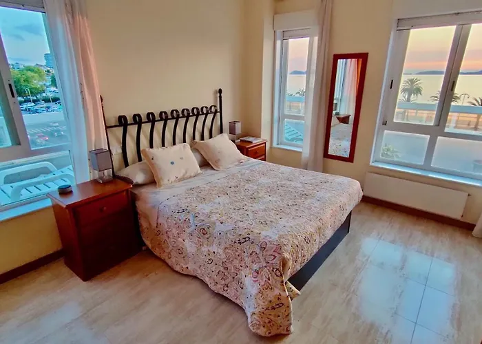 Samil Apartment, Primera Linea De Playa Con Wifi Y Garaje Appartement Vigo